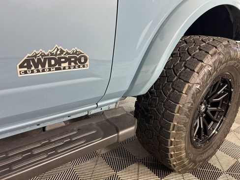 Used 2023 Ford Bronco Outer Banks image 6