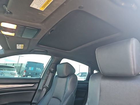 Used 2020 Honda Accord Sport image 16