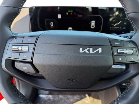 New 2025 Kia K4 EX image 20