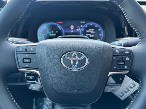 New 2026 Toyota Crown w/ Advanced Technology Package AWD/4WD image 25