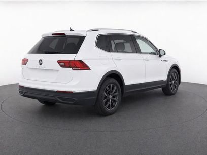 Used 2024 Volkswagen Tiguan SE