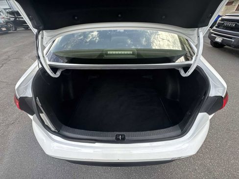 Used 2023 Toyota Corolla LE image 22