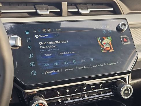 New 2027 Chevrolet Bolt LT w/ Comfort Package FWD image 17