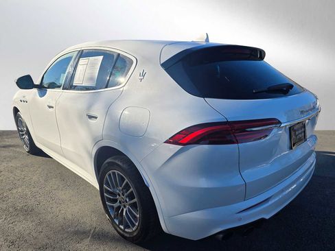 Used 2023 Maserati Grecale GT image 5