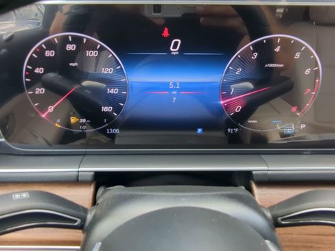 Used 2025 Mercedes-Benz GLE 350 4MATIC image 15