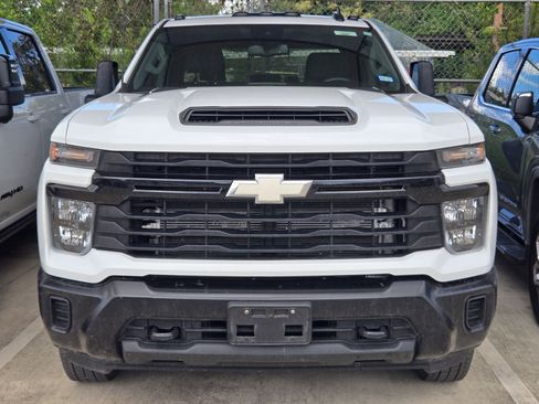 Used 2024 Chevrolet Silverado 3500 W/T w/ WT Convenience Package AWD/4WD image 2