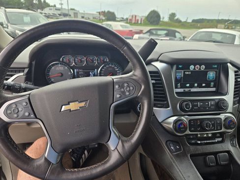 Used 2015 Chevrolet Tahoe LT w/ Luxury Package AWD/4WD image 20