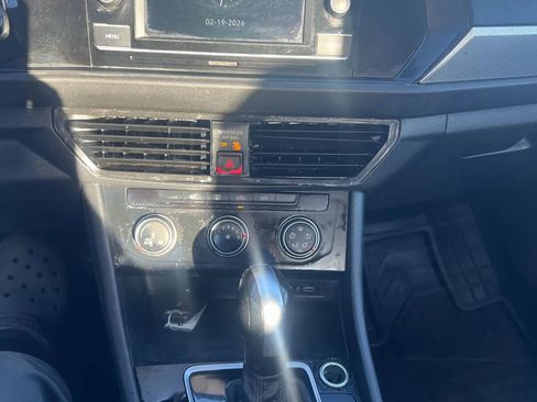 Used 2021 Volkswagen Jetta S w/ Driver Assistance Package image 18