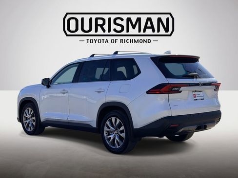 Certified 2025 Toyota Grand Highlander AWD image 23