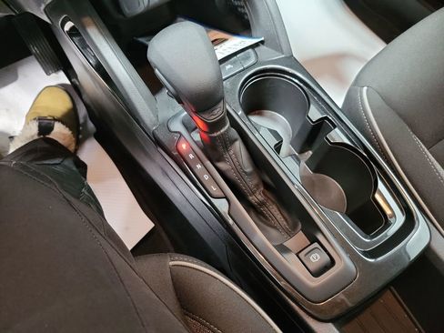 Used 2025 Chevrolet TrailBlazer LT image 34