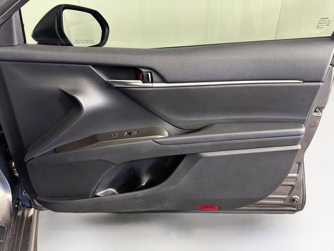 Used 2023 Toyota Camry SE FWD image 30