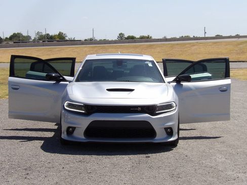 Used 2023 Dodge Charger Scat Pack w/ Plus Group RWD image 27