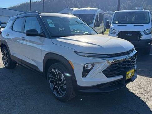 New 2026 Chevrolet TrailBlazer RS w/ Convenience Package image 3