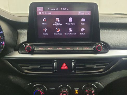 Used 2022 Kia Forte LXS FWD image 25