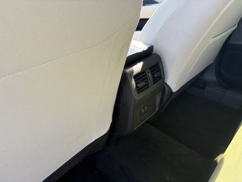 Used 2023 Nissan Rogue SV AWD/4WD image 17