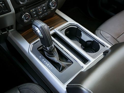 Used 2015 Ford F150 Lariat w/ Equipment Group 501A Mid image 9