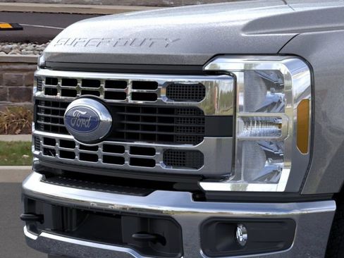 New 2026 Ford F250 XLT w/ Snow Plow Prep Package AWD/4WD image 18