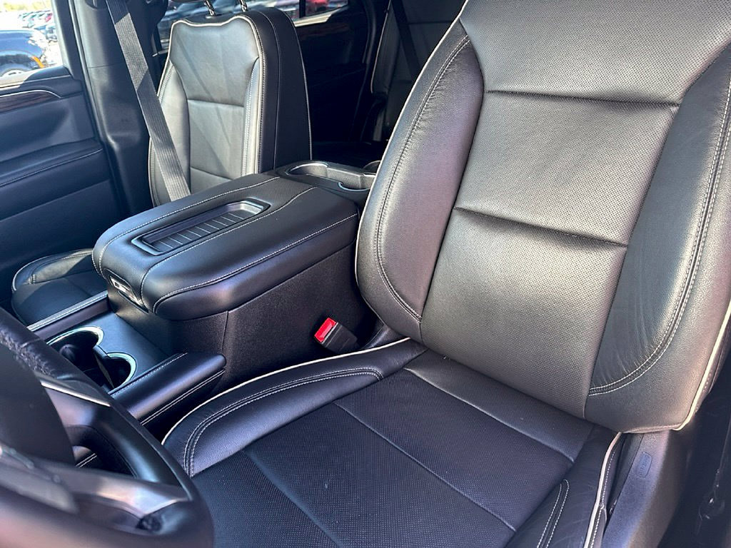 Used 2021 Chevrolet Tahoe Premier AWD/4WD image 10