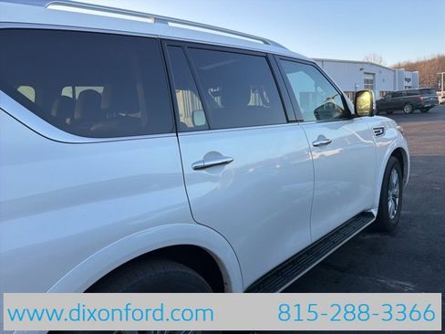 Used 2024 INFINITI QX80 Luxe image 6