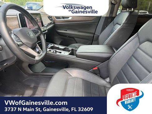 Certified 2025 Volkswagen Atlas SEL AWD/4WD image 19