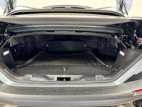 Certified 2020 Ferrari Portofino image 27