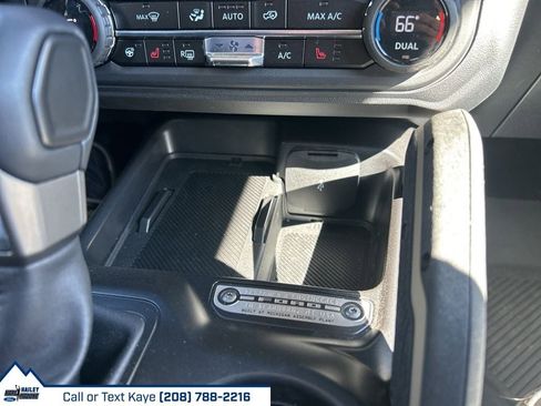 New 2025 Ford Bronco Badlands w/ Sasquatch Package AWD/4WD image 73