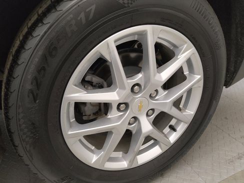 Used 2022 Chevrolet Equinox LT image 31