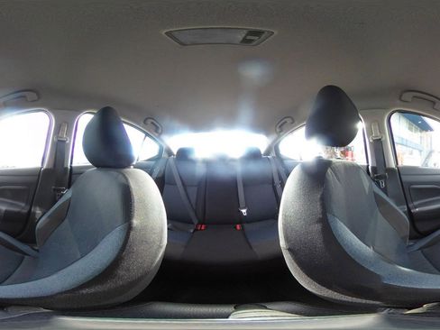 Used 2025 Nissan Versa SV w/ Trunk Package image 40