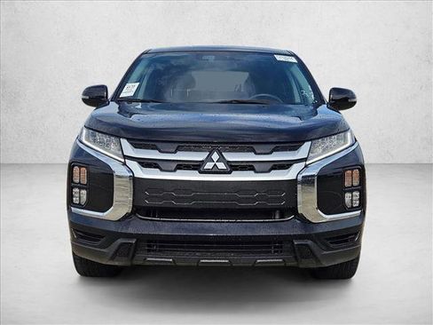 Used 2022 Mitsubishi Outlander Sport SE image 2