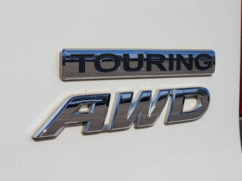 Used 2016 Honda Pilot Touring image 13