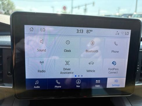 Used 2023 Ford Explorer XLT w/ Equipment Group 202A AWD/4WD image 20