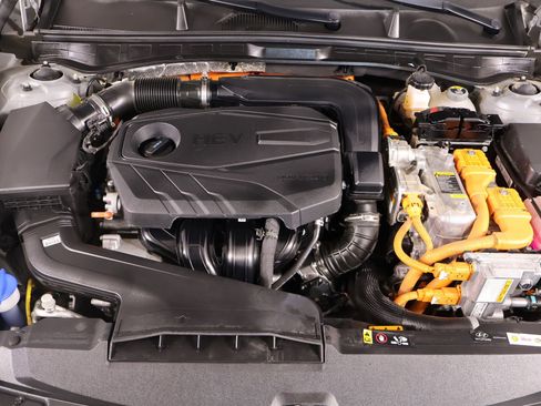 Used 2021 Hyundai Sonata Limited image 19