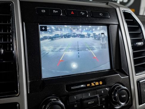 Used 2019 Ford F350 Lariat w/ Chrome Package image 21