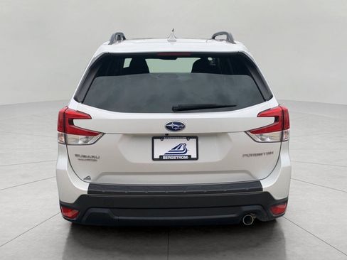 Used 2021 Subaru Forester Limited w/ Popular Package #3 AWD/4WD image 6