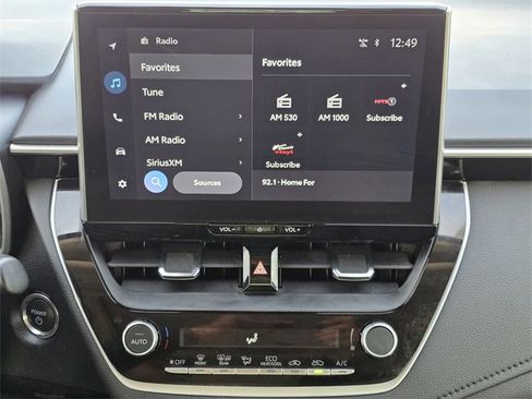 Used 2025 Toyota Corolla XLE image 13