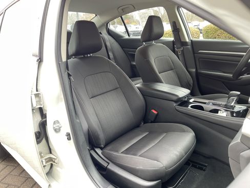 Used 2023 Nissan Altima 2.5 SV image 32