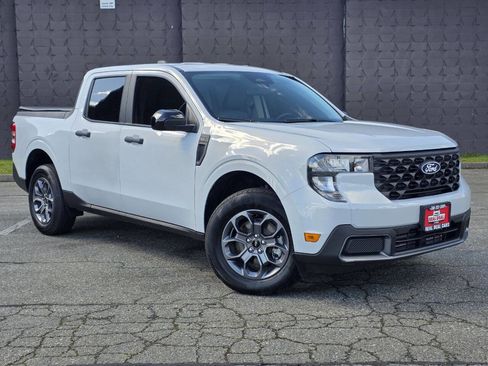 Used 2025 Ford Maverick XLT w/ XLT Luxury Package AWD/4WD image 3
