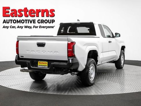 Used 2025 Toyota Tacoma SR RWD image 5