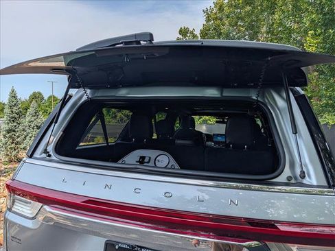 Used 2024 Lincoln Navigator L Reserve AWD/4WD image 27