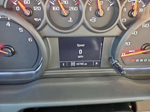 Used 2024 Chevrolet Silverado 1500 Custom Trail Boss AWD/4WD image 12