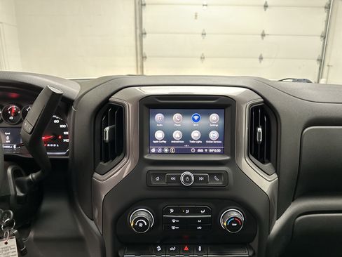 Used 2020 Chevrolet Silverado 1500 Custom Trail Boss w/ Custom Convenience Package AWD/4WD image 26