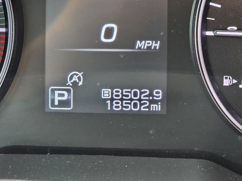 Certified 2024 Subaru Outback Premium AWD/4WD image 13