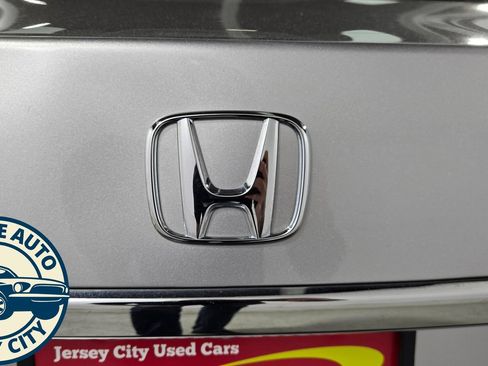 Used 2015 Honda Accord EX-L image 32