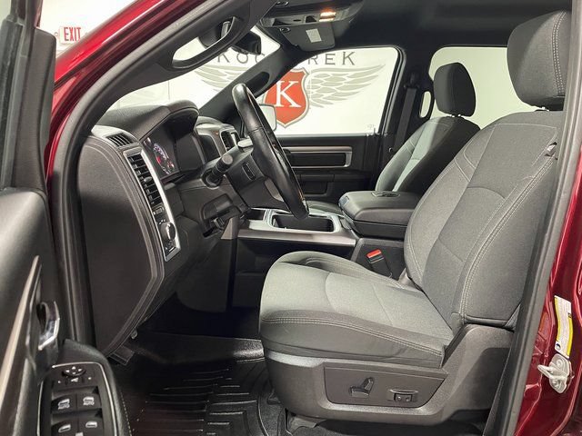 Used 2024 RAM 1500 Warlock AWD/4WD image 11