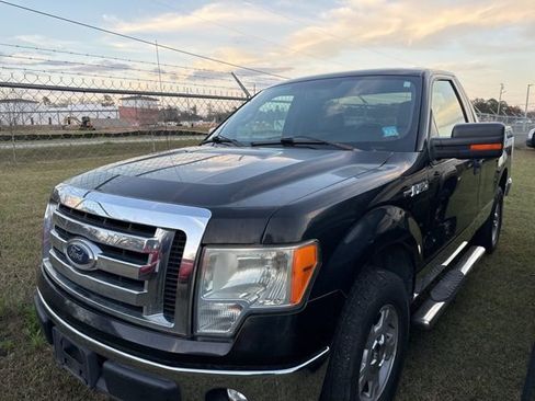 Used 2011 Ford F150 XLT w/ XLT Convenience Pkg image 1