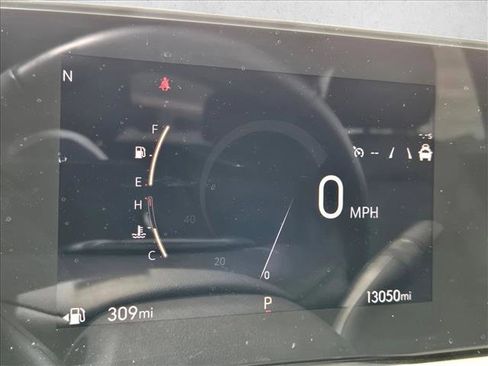 Used 2025 Buick Envista Sport Touring FWD image 13