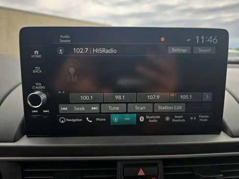 Used 2025 Honda Pilot Touring image 24