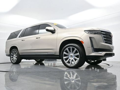 Certified 2024 Cadillac Escalade ESV Premium Luxury Platinum w/ Heavy-Duty Trailer Package image 53