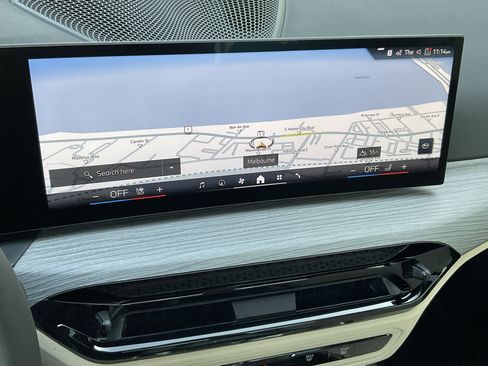 New 2026 BMW 330i xDrive Sedan w/ Convenience Package image 18