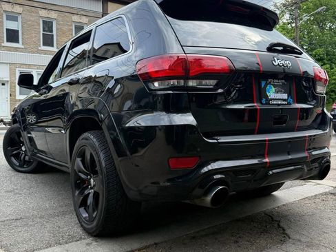Used 2015 Jeep Grand Cherokee SRT AWD/4WD image 4